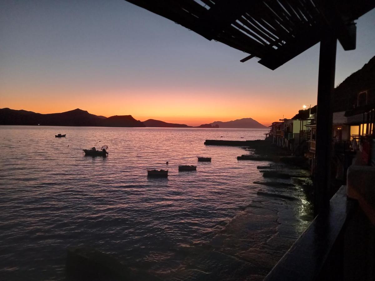 Вілла Sunset Klima Boathouse Екстер'єр фото